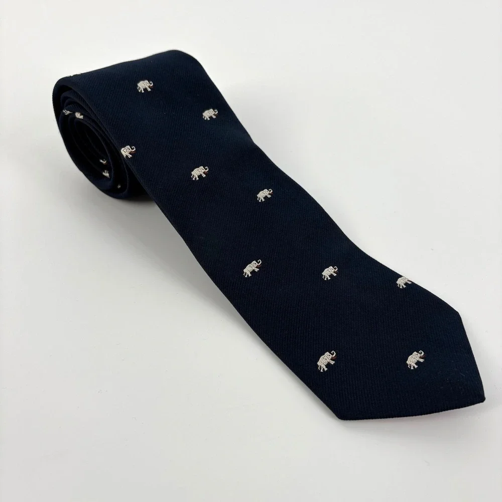 Briar Navy Blue Silk Polyester Blend Elephant Embroidered Mens‎ Neck Tie